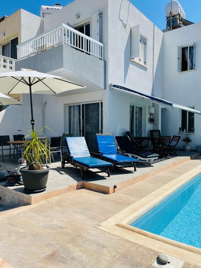 Appartamento Peaceful Townhouse With Private Pool Near The Sea Paphos Esterno foto